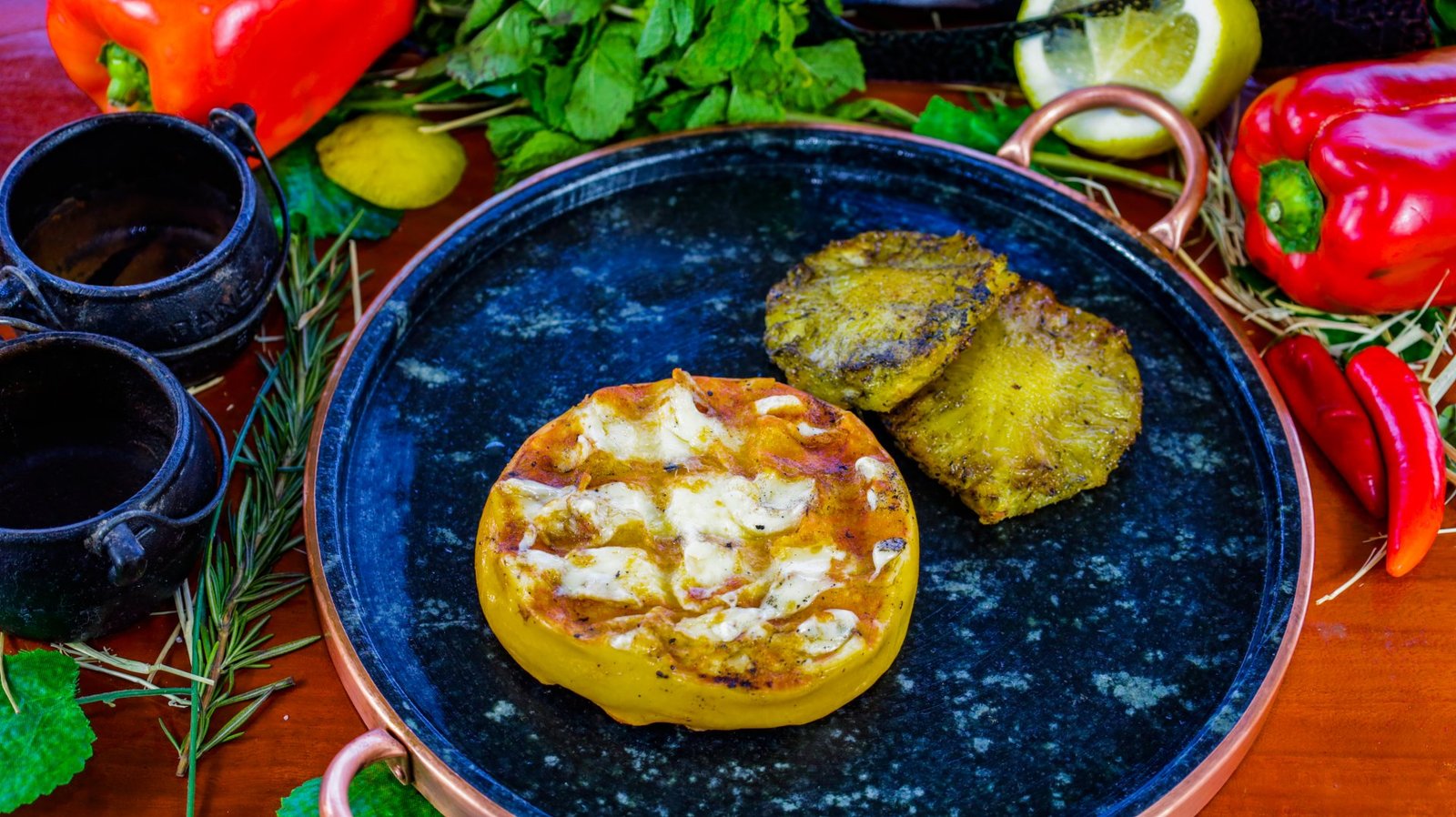 Provoleta com abacaxi